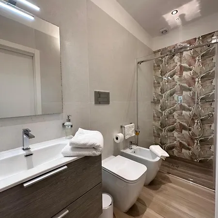 Othalan パエストゥム